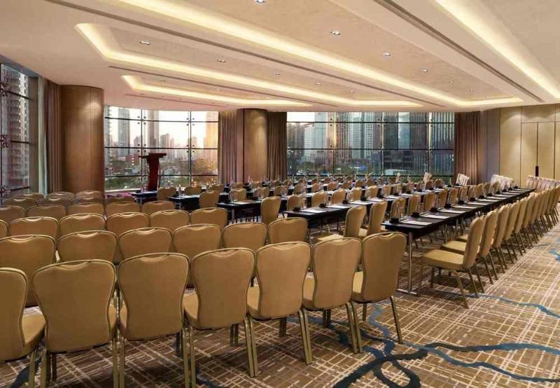 Hotel Courtyard By Marriott Zhengzhou East Zewnętrze zdjęcie