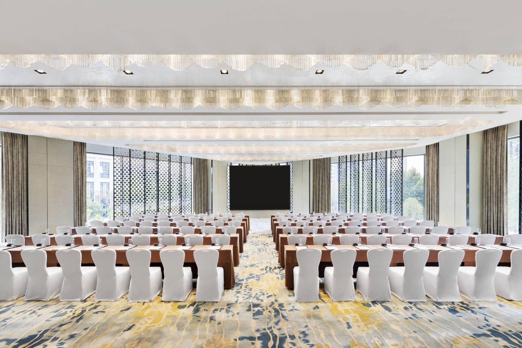 Hotel Courtyard By Marriott Zhengzhou East Zewnętrze zdjęcie