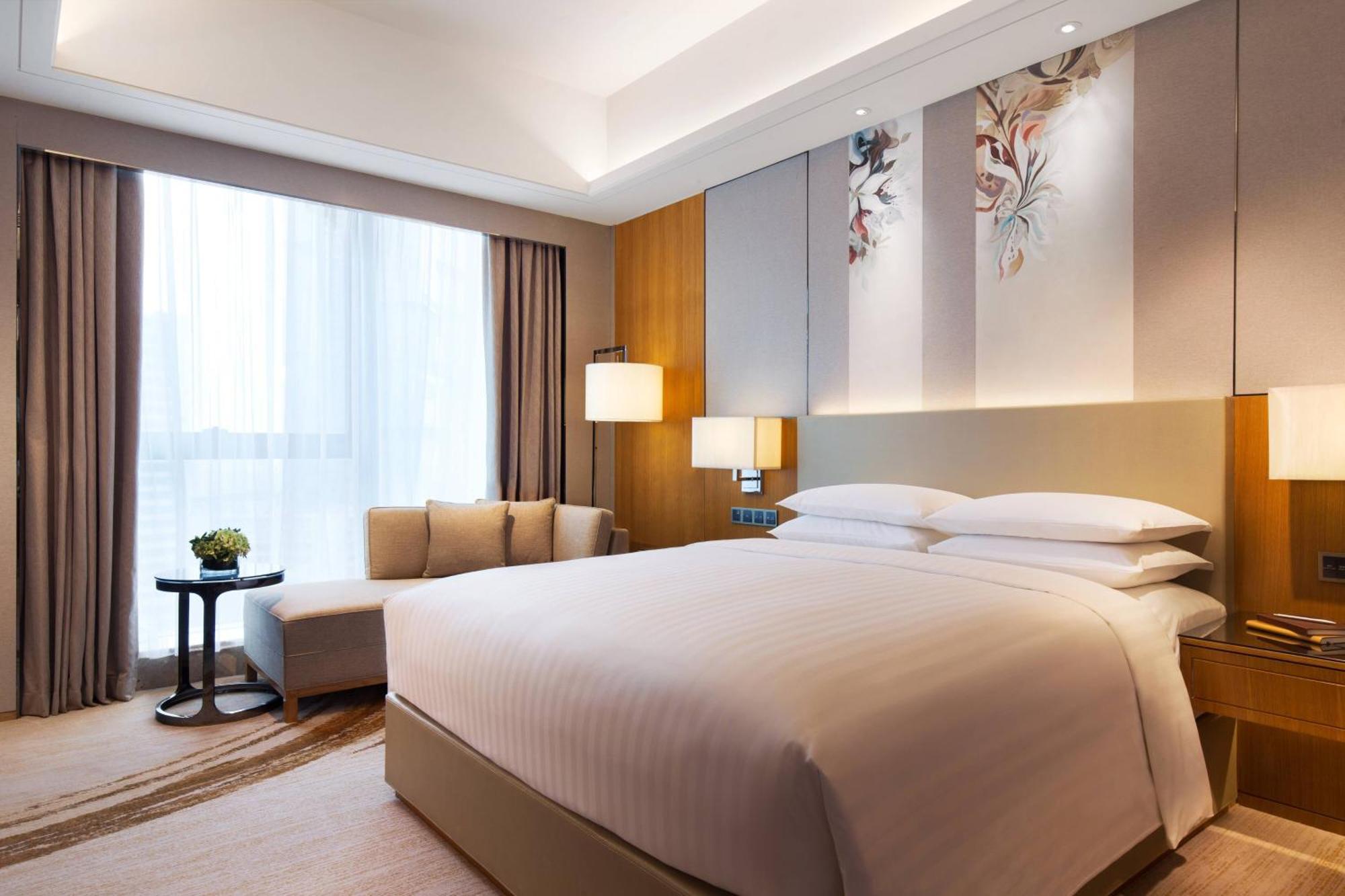 Hotel Courtyard By Marriott Zhengzhou East Zewnętrze zdjęcie
